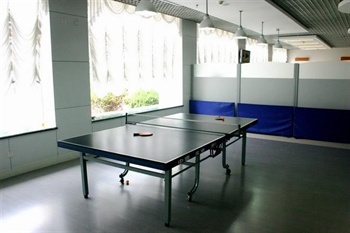 健身中心乒乓球室