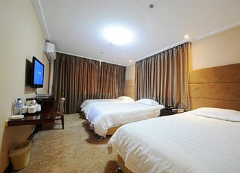 松苑豪华三人间