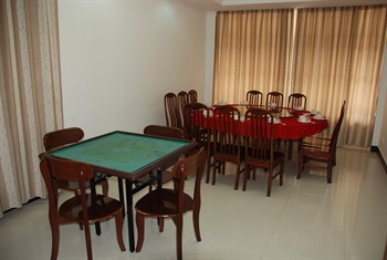  Chess and card room