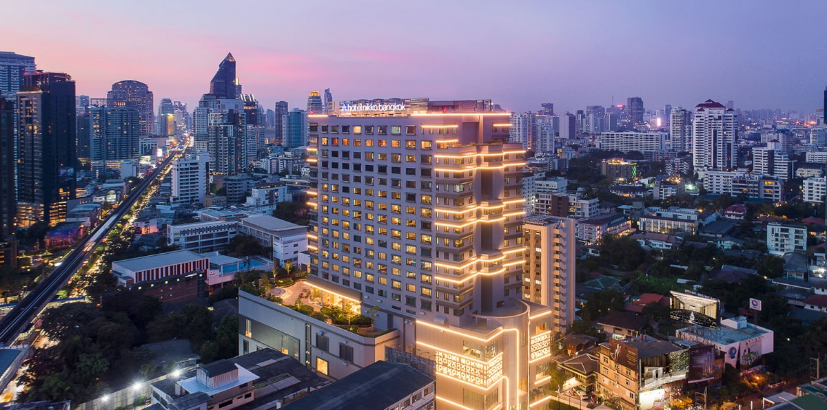 曼谷日航酒店外观图