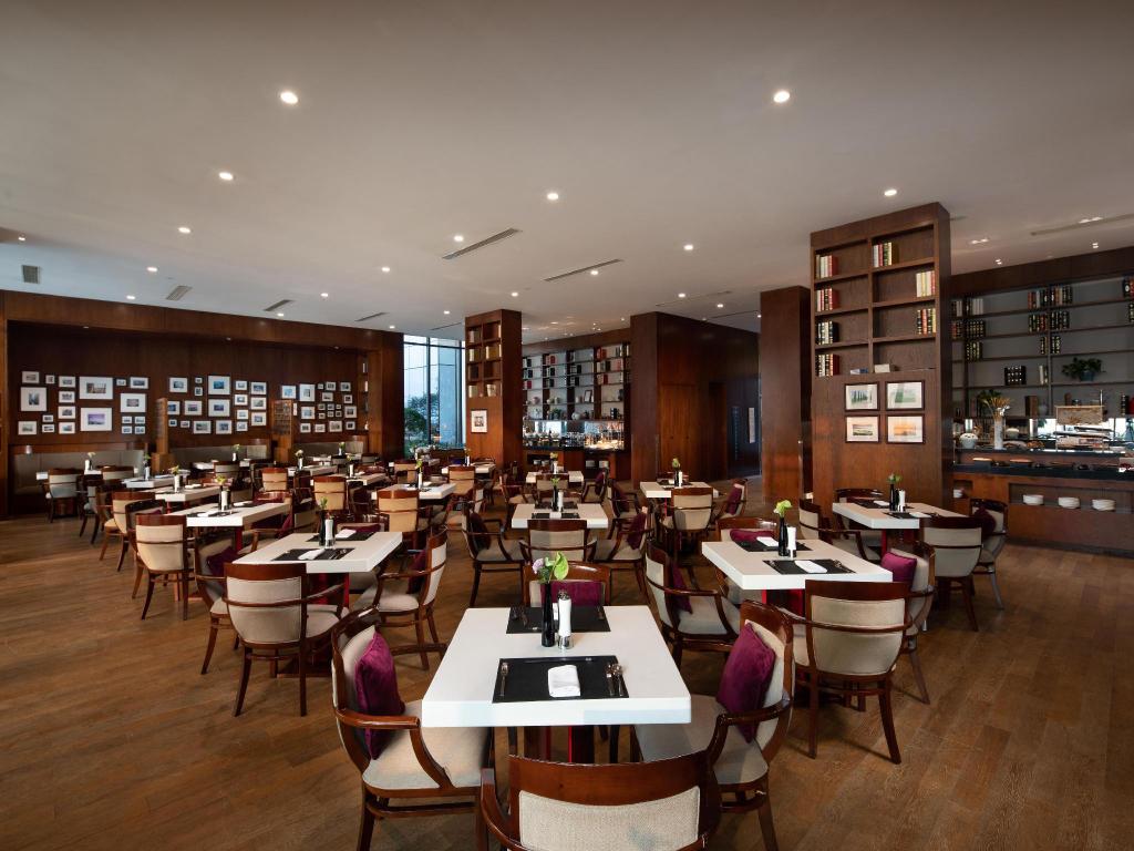 苏州金鸡湖托尼洛·兰博基尼书苑酒店外观图