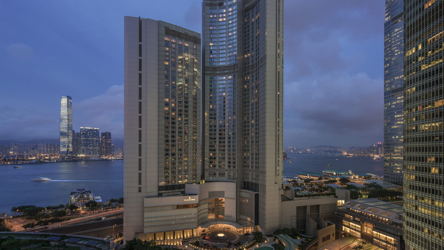 Four Seasons Hotel Hong Kong 香港四季酒店外观图